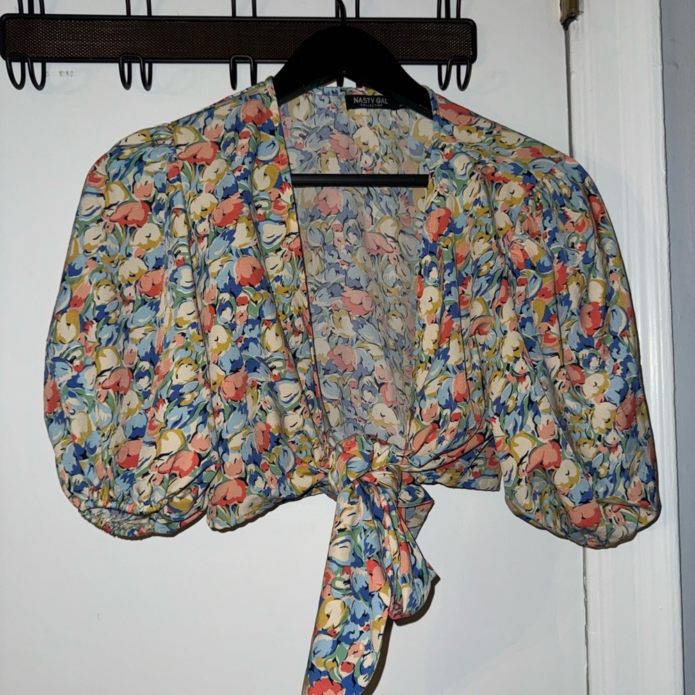 Nasty Gal Multicolor Floral Tie-Front Blouse